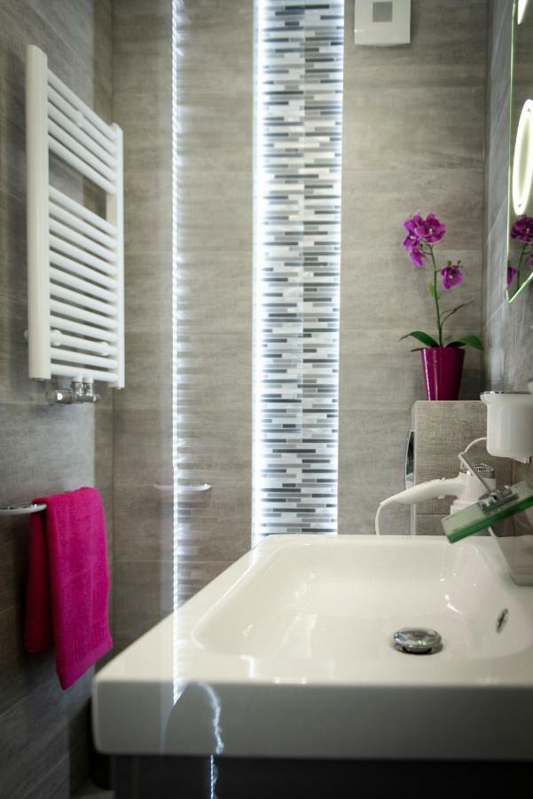 Apartament Elegance Pink 레왈 외부 사진
