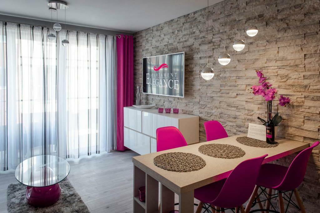 Apartament Elegance Pink 레왈 외부 사진